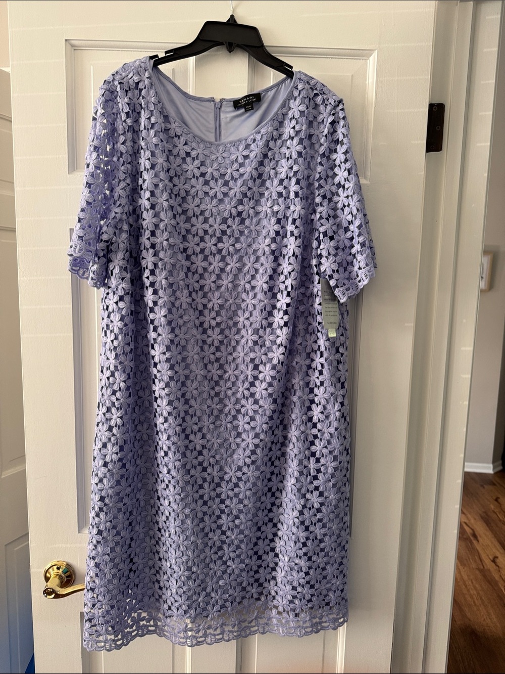 New Tahari Lavender Floral Lace Shift Dress